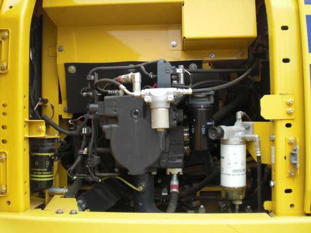 PC200-11 507489 22.JPG